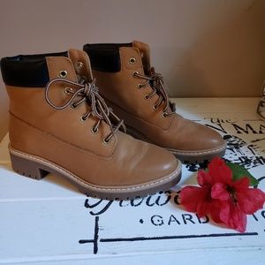 ‼NWOT-Combat boots